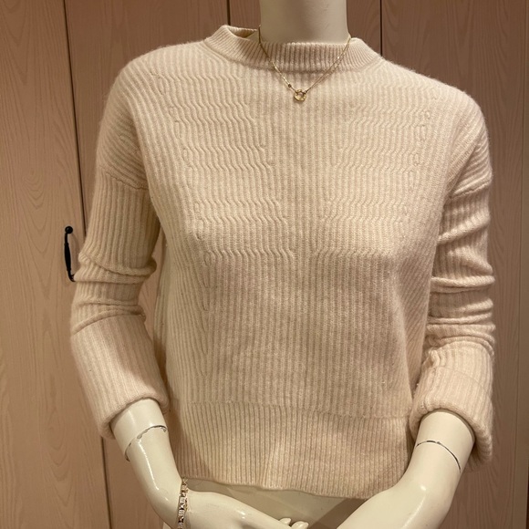 Rachel Zoe 100% Cashmere Sweater - Picture 2 of 5